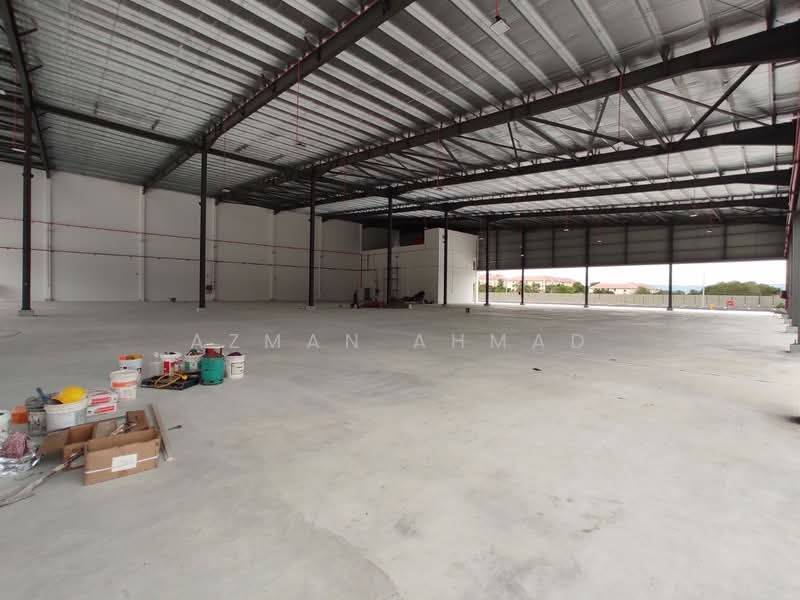 Factory for Rent in Bandar Baru Nilai (Nilai) - Azman Ahmad - Interior - PropertyGuru.com.my