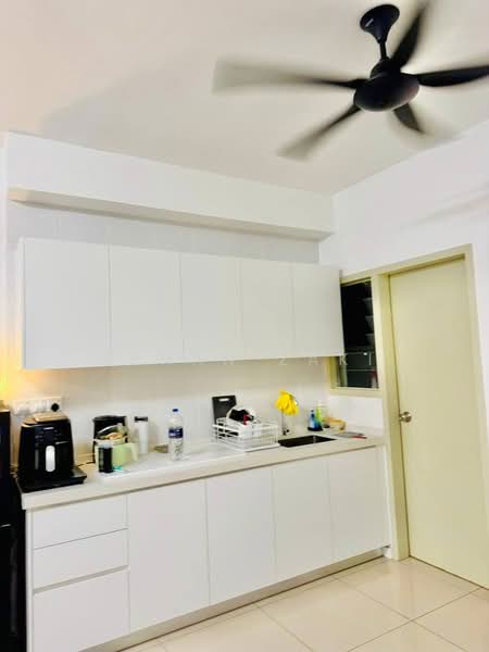 Zahra Residensi untuk Untuk Disewa - RM 1,350 /bulan, Feb 2026 - Kitchen - PropertyGuru.com.my