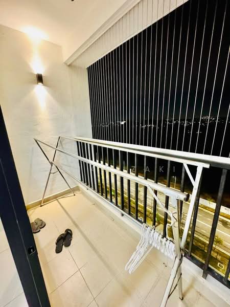 Zahra Residensi untuk Untuk Disewa - RM 1,350 /bulan, Feb 2026 - Balcony - PropertyGuru.com.my
