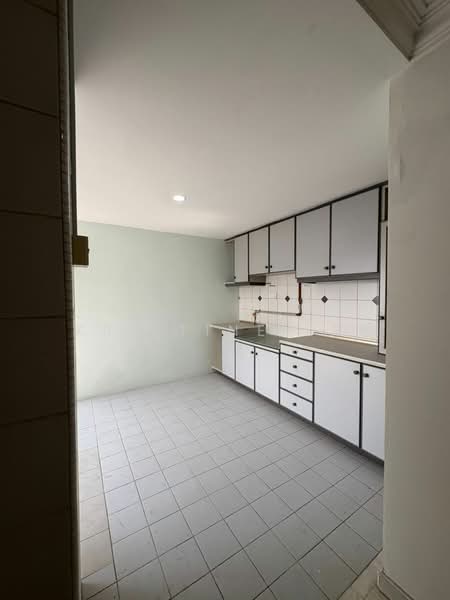 Seri Mas Condominium untuk Untuk Disewa - RM 1,350 /bulan, Mac 2026 - Kitchen - PropertyGuru.com.my