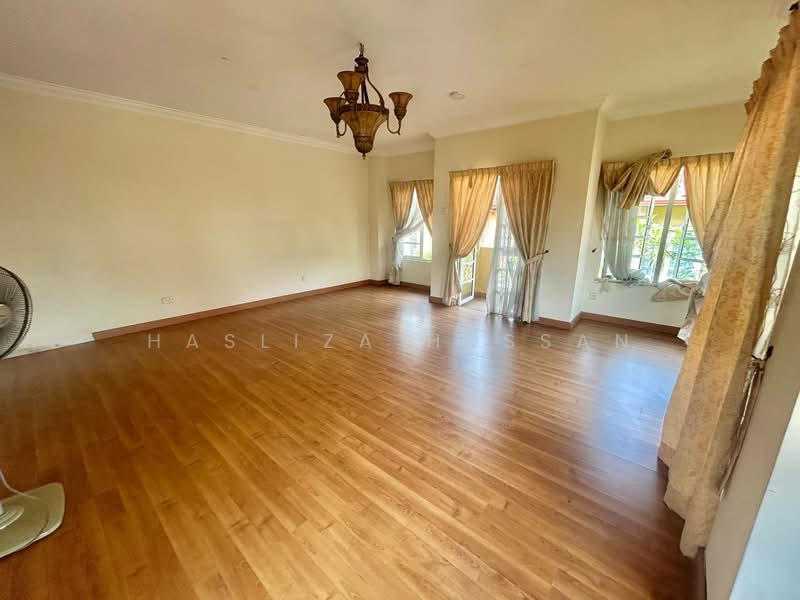 Bungalow for Sale in Putrajaya (Putrajaya) - Hasliza Hassan - Living Room - PropertyGuru.com.my