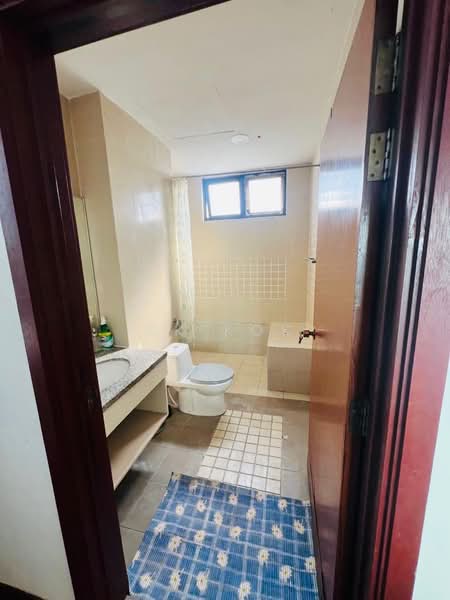 Service Residence for Sale at The Heritage Residence - SK Kok - Bathroom - PropertyGuru.com.my