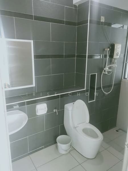 Service Residence for Sale at The Sky Executive Suites - Irise Chow - Bathroom - PropertyGuru.com.my