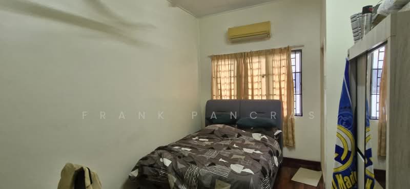 Terraced House for Sale in Bandar Botanic (Klang) - Frank Pancras - Bedroom - PropertyGuru.com.my