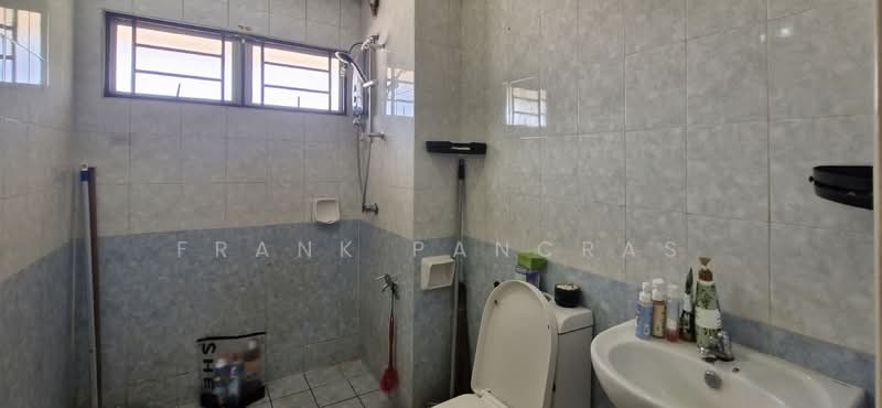 Terraced House for Sale in Bandar Botanic (Klang) - Frank Pancras - Bathroom - PropertyGuru.com.my