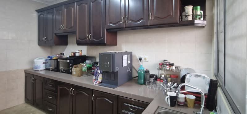 Terraced House for Sale in Bandar Botanic (Klang) - Frank Pancras - Kitchen - PropertyGuru.com.my