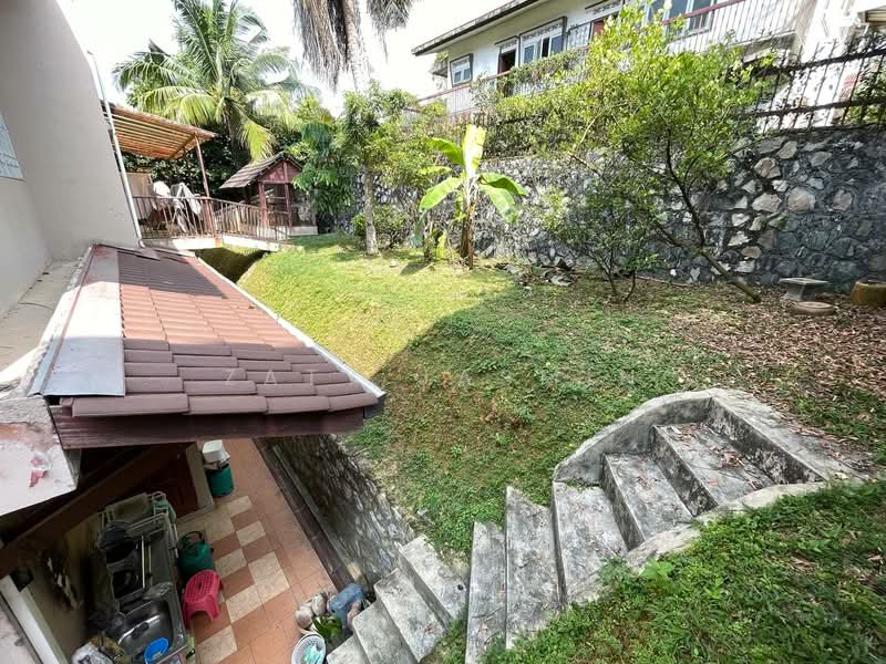 Bungalow for Sale in Seksyen 2 (Shah Alam) - Zaty Jasmin - Garden - PropertyGuru.com.my