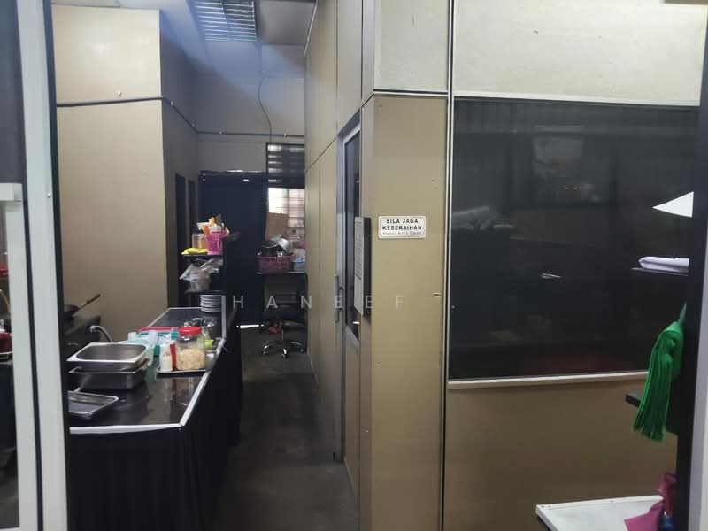 Shop for Sale in Sungai Lalang (Kedah) - Haneef . - Kitchen - PropertyGuru.com.my