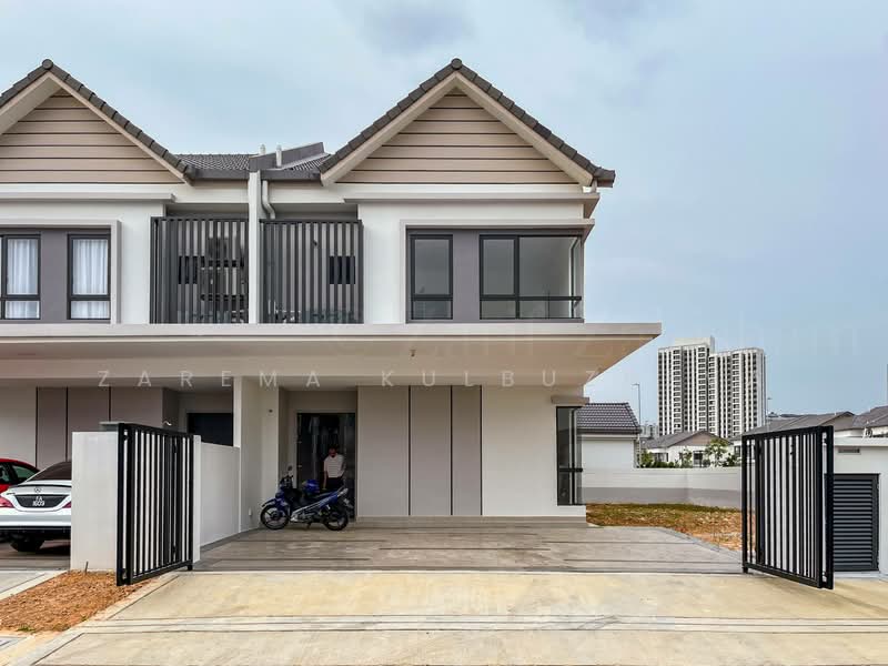 Sejati Lakeside 2 untuk Untuk Dijual - RM 1,800,000, Mac 2026 - Exterior - PropertyGuru.com.my