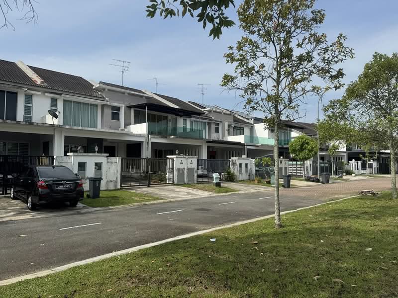 2-storey Terraced House for Sale in Horizon Hills (Iskandar Puteri (Nusajaya)) - Pauline Khor - Exterior - PropertyGuru.com.my