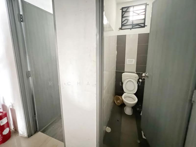 Shop for Rent in Austin Heights (Tebrau) - Rachael Lew - Bathroom - PropertyGuru.com.my