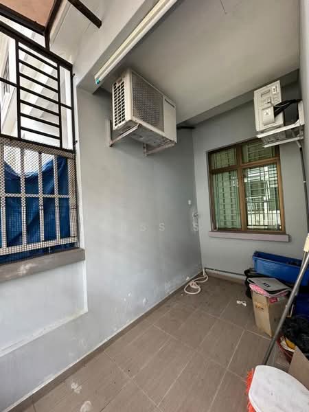 2-storey Terraced House for Sale in Bandar Dato Onn (Tebrau) - Winss Su - Balcony - PropertyGuru.com.my