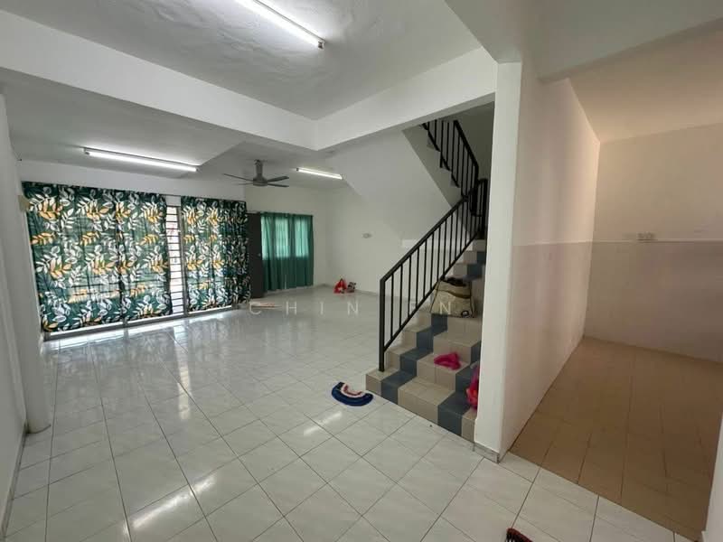 2-storey Terraced House for Sale in Taman Seri Duyong (Duyong) - CHIN FN - Living Room - PropertyGuru.com.my