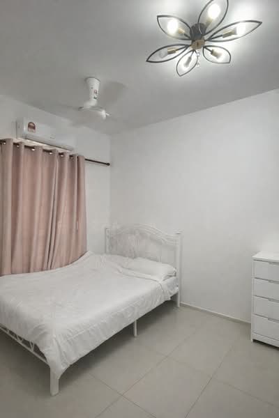 Terraced House for Rent in Kuala Selangor (Selangor) - Fiza Aziz - Bedroom - PropertyGuru.com.my