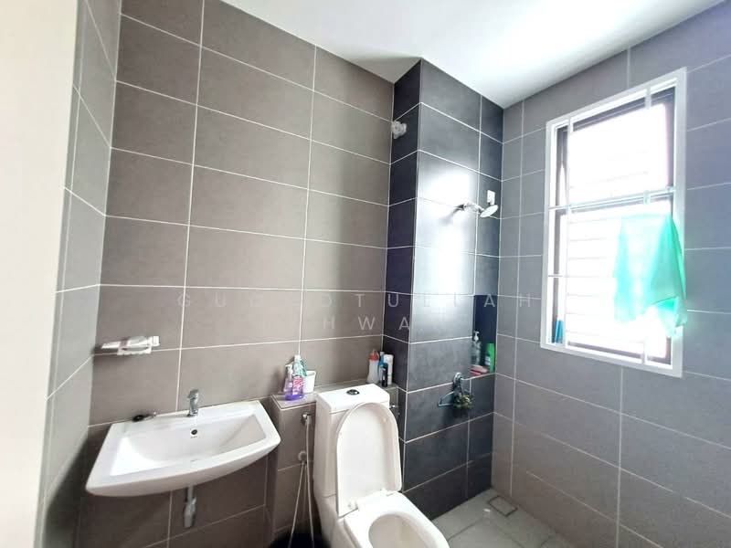 Alam Sari untuk Untuk Dijual - RM 798,000, Feb 2026 - Bathroom - PropertyGuru.com.my