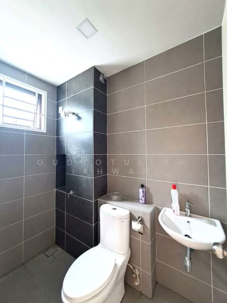 Alam Sari untuk Untuk Dijual - RM 798,000, Feb 2026 - Bathroom - PropertyGuru.com.my
