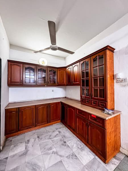 2-storey Terraced House for Sale in Bandar Sri Damansara (Selangor) - Akramin Firdaus Bin Mokhtar - Kitchen - PropertyGuru.com.my