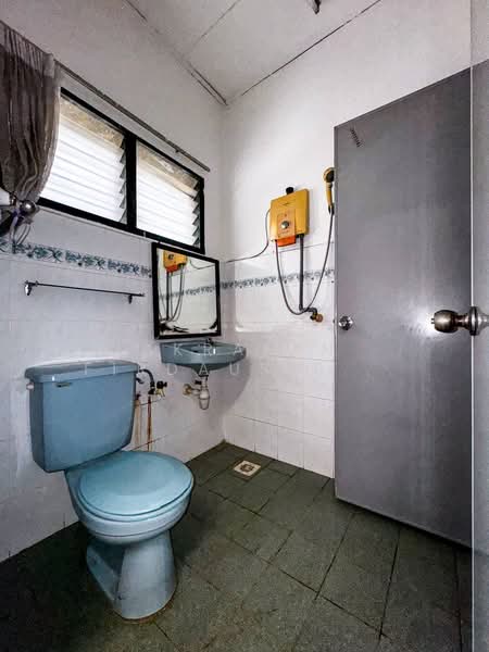 2-storey Terraced House for Sale in Bandar Sri Damansara (Selangor) - Akramin Firdaus Bin Mokhtar - Bathroom - PropertyGuru.com.my