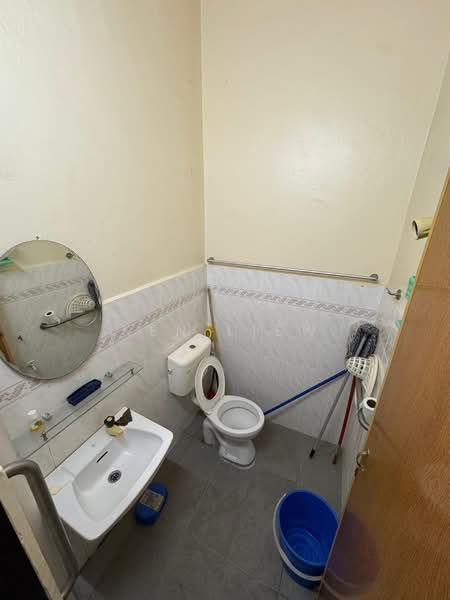 Kulai untuk Untuk Disewa - RM 1,500 /bulan, Feb 2026 - Bathroom - PropertyGuru.com.my