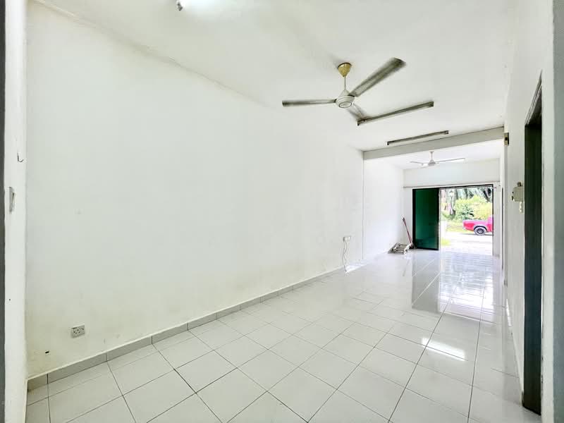 1-storey Terraced House for Sale in Taman Dataran Abadi (Sepang) - Shamzjoe . - Interior - PropertyGuru.com.my