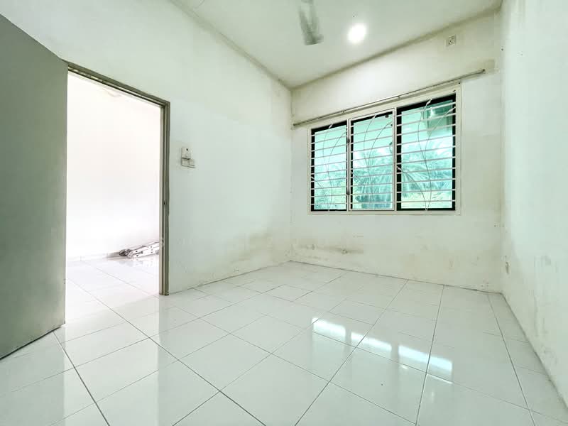 1-storey Terraced House for Sale in Taman Dataran Abadi (Sepang) - Shamzjoe . - Interior - PropertyGuru.com.my