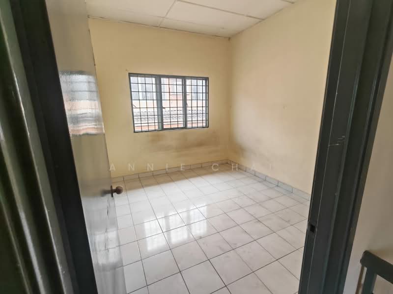 2-storey Terraced House for Sale in Sungai Buloh (Selangor) - Annie Chai - Interior - PropertyGuru.com.my