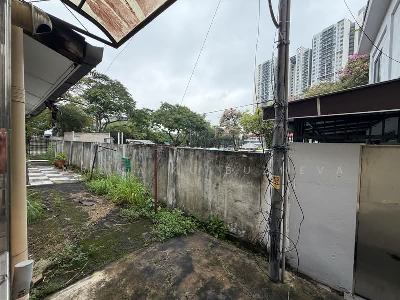 2-storey Terraced House for Sale in Wangsa Melawati (Wangsa Maju) - Zarema Kulbuzheva - Exterior - PropertyGuru.com.my
