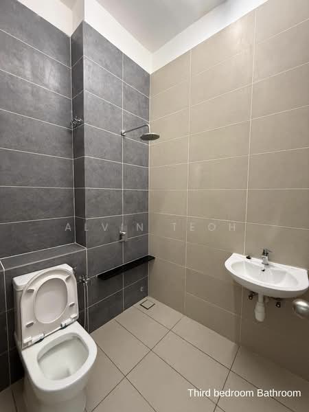 Rumah Teres 2 Tingkat untuk Disewa di Setia Alam (Selangor) - Alvin Teoh - Bathroom - PropertyGuru.com.my