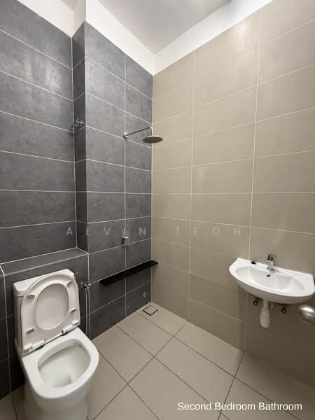 Rumah Teres 2 Tingkat untuk Disewa di Setia Alam (Selangor) - Alvin Teoh - Bathroom - PropertyGuru.com.my
