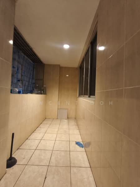 Apartment for Sale at Pangsapuri Seri Gembira - Vincent Goh - Corridor - PropertyGuru.com.my