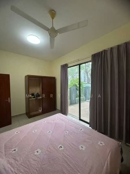 Taman Bayu Puteri Double Storey End Lot untuk Untuk Disewa - RM 3,500 /bulan, Mac 2026 - Bedroom - PropertyGuru.com.my