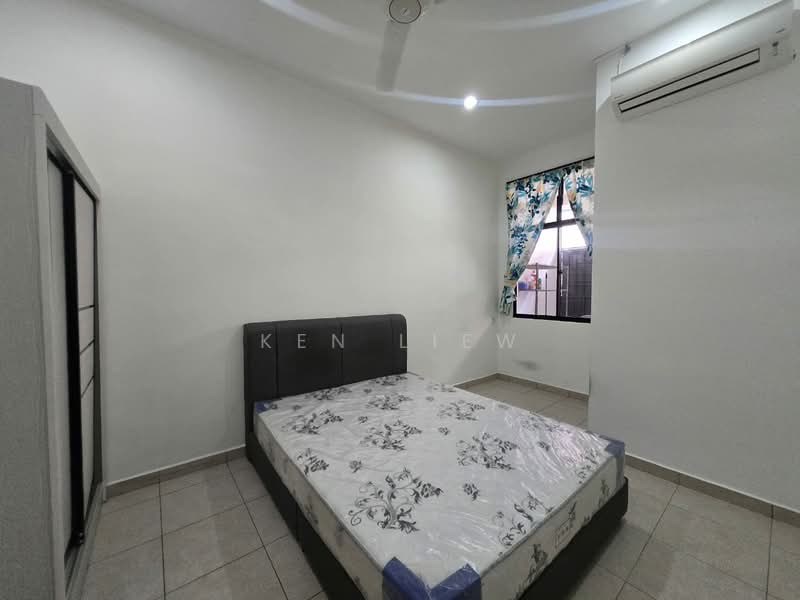 2-storey Terraced House for Rent in Kulai (Johor) - Ken Liew - Bedroom - PropertyGuru.com.my
