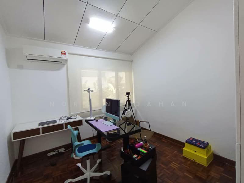 2-storey Terraced House for Sale in Ampang Jaya (Ampang) - Noraini Dahan - Study - PropertyGuru.com.my