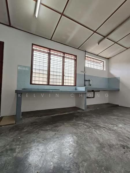 1-storey Terraced House for Sale in Taman Pengkalan Barat (Ipoh) - Kelvin Chong - Kitchen - PropertyGuru.com.my