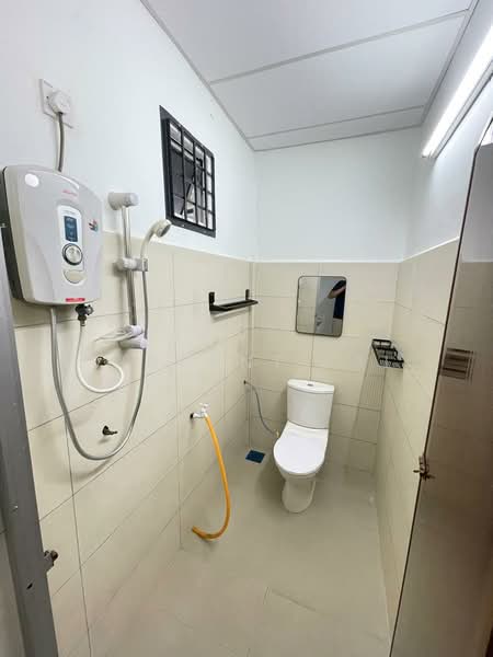 Jinjang Utara untuk Untuk Disewa - RM 1,200 /bulan, Feb 2026 - Bathroom - PropertyGuru.com.my