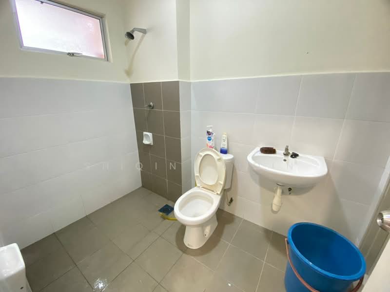 2-storey Terraced House for Sale in Alam Suria (Puncak Alam) - Shiqin Saidin - Bathroom - PropertyGuru.com.my