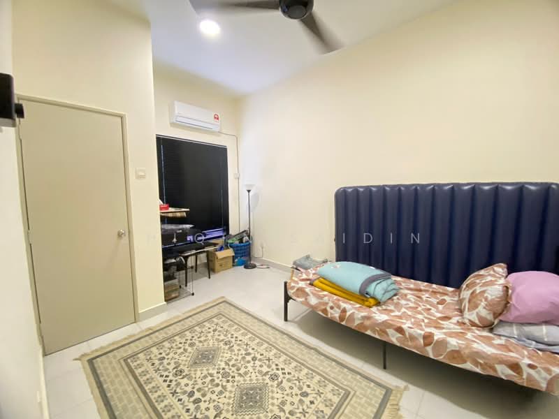 2-storey Terraced House for Sale in Alam Suria (Puncak Alam) - Shiqin Saidin - Bedroom - PropertyGuru.com.my