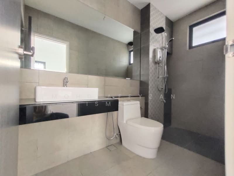 2-storey Terraced House for Sale in Elmina (Shah Alam) - Mohd Affyzan Ismail - Bathroom - PropertyGuru.com.my