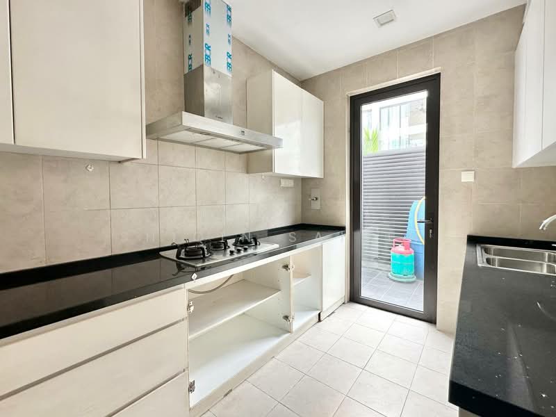 Townhouse for Sale in Taman Sri Hartamas (Sri Hartamas) - Shiqin Saidin - Kitchen - PropertyGuru.com.my