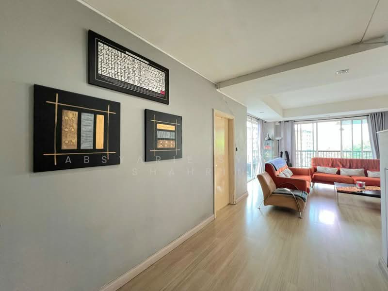 Condominium for Sale at Armanee Terrace - Absyarie Syafiq Shahrin - Living Room - PropertyGuru.com.my