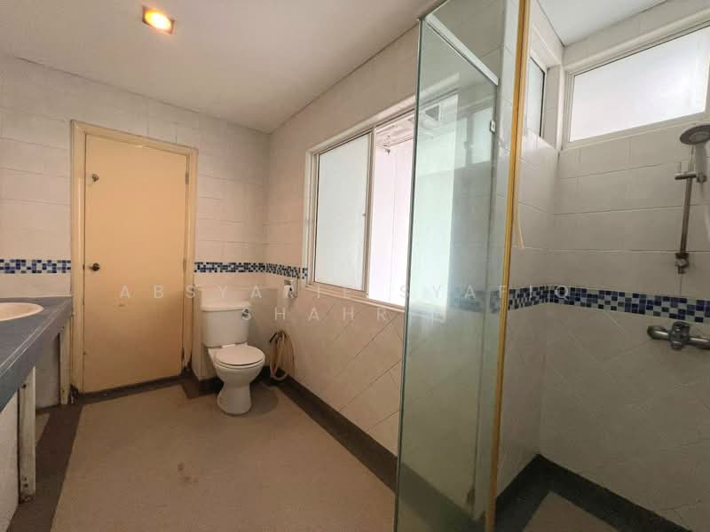 Condominium for Sale at Armanee Terrace - Absyarie Syafiq Shahrin - Bathroom - PropertyGuru.com.my