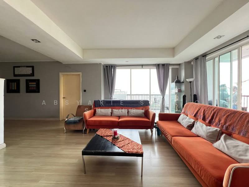 Condominium for Sale at Armanee Terrace - Absyarie Syafiq Shahrin - Living Room - PropertyGuru.com.my