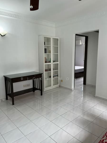 Taman Pekaka Block 31 untuk Untuk Disewa - RM 1,500 /bulan, Feb 2026 - Living Room - PropertyGuru.com.my