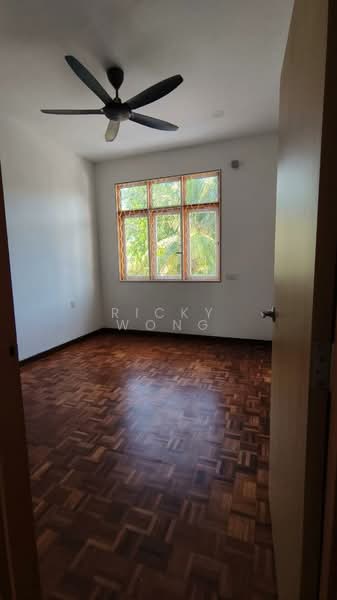 Untuk Disewa - LANDED FOR RENT 2 STOREY TERRACE AT PANTAI JERJAK SUNGAI NIBONG GOOD CONDITION