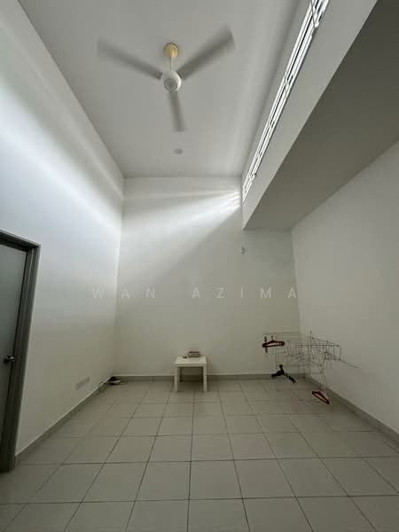 2-storey Terraced House for Sale in Aman Putri (Sungai Buloh) - Wan Azima - Interior - PropertyGuru.com.my