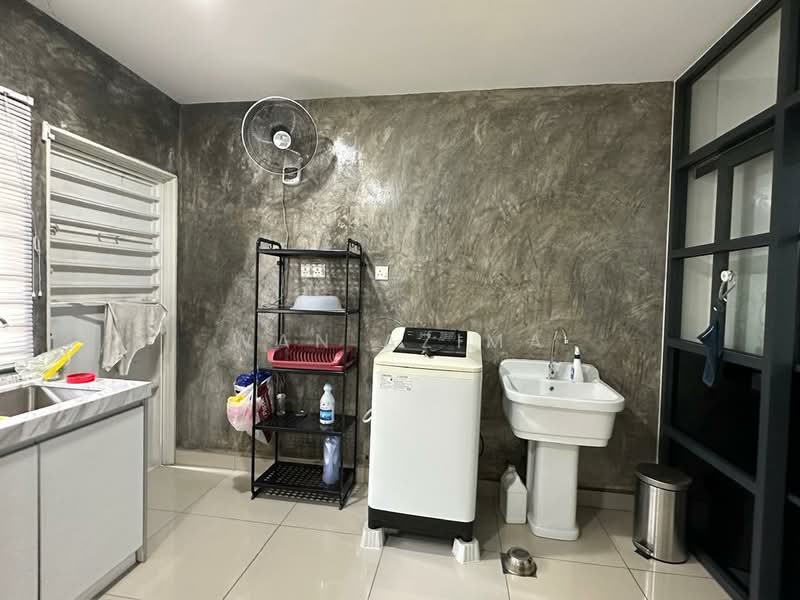 2-storey Terraced House for Sale in Aman Putri (Sungai Buloh) - Wan Azima - Interior - PropertyGuru.com.my