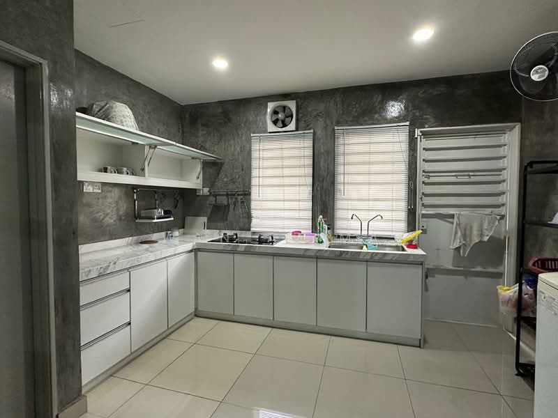 2-storey Terraced House for Sale in Aman Putri (Sungai Buloh) - Wan Azima - Kitchen - PropertyGuru.com.my
