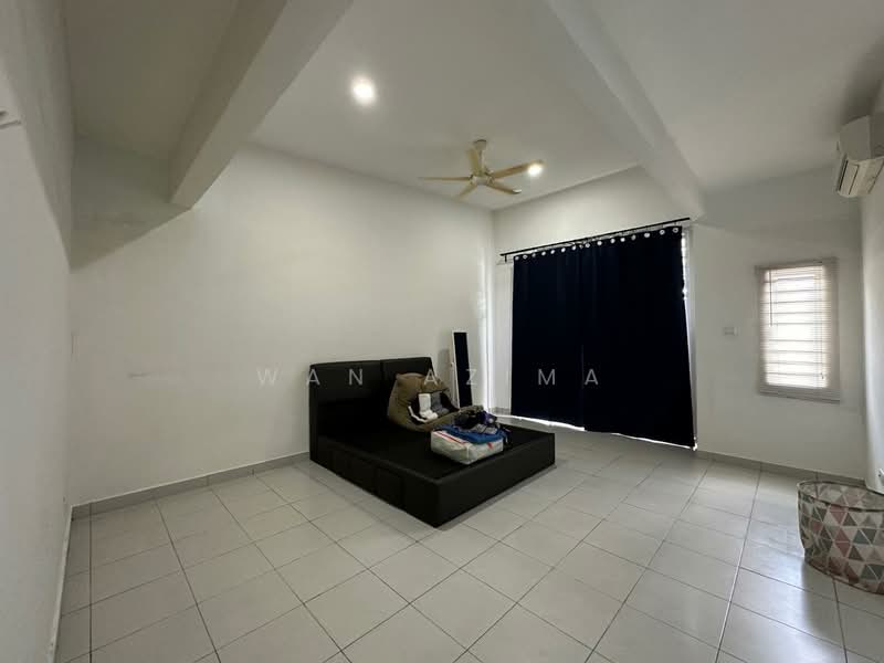 2-storey Terraced House for Sale in Aman Putri (Sungai Buloh) - Wan Azima - Bedroom - PropertyGuru.com.my