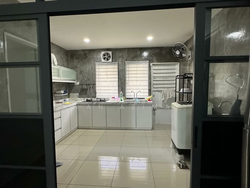 2-storey Terraced House for Sale in Aman Putri (Sungai Buloh) - Wan Azima - Kitchen - PropertyGuru.com.my