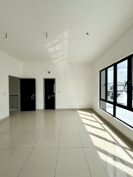 Cluster House for Sale in Taman Mount Austin (Tebrau) - Gerard Lo - Interior - PropertyGuru.com.my